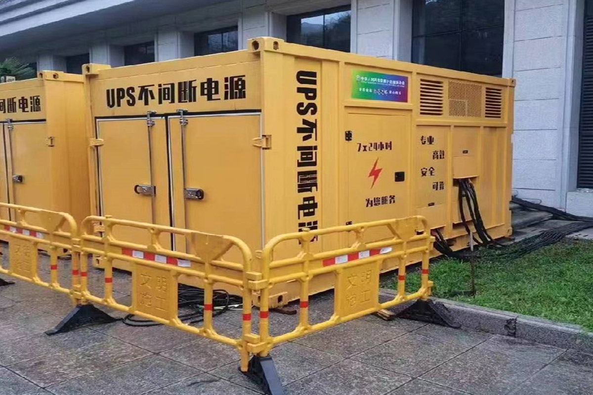 申扎发电机租赁施工现场